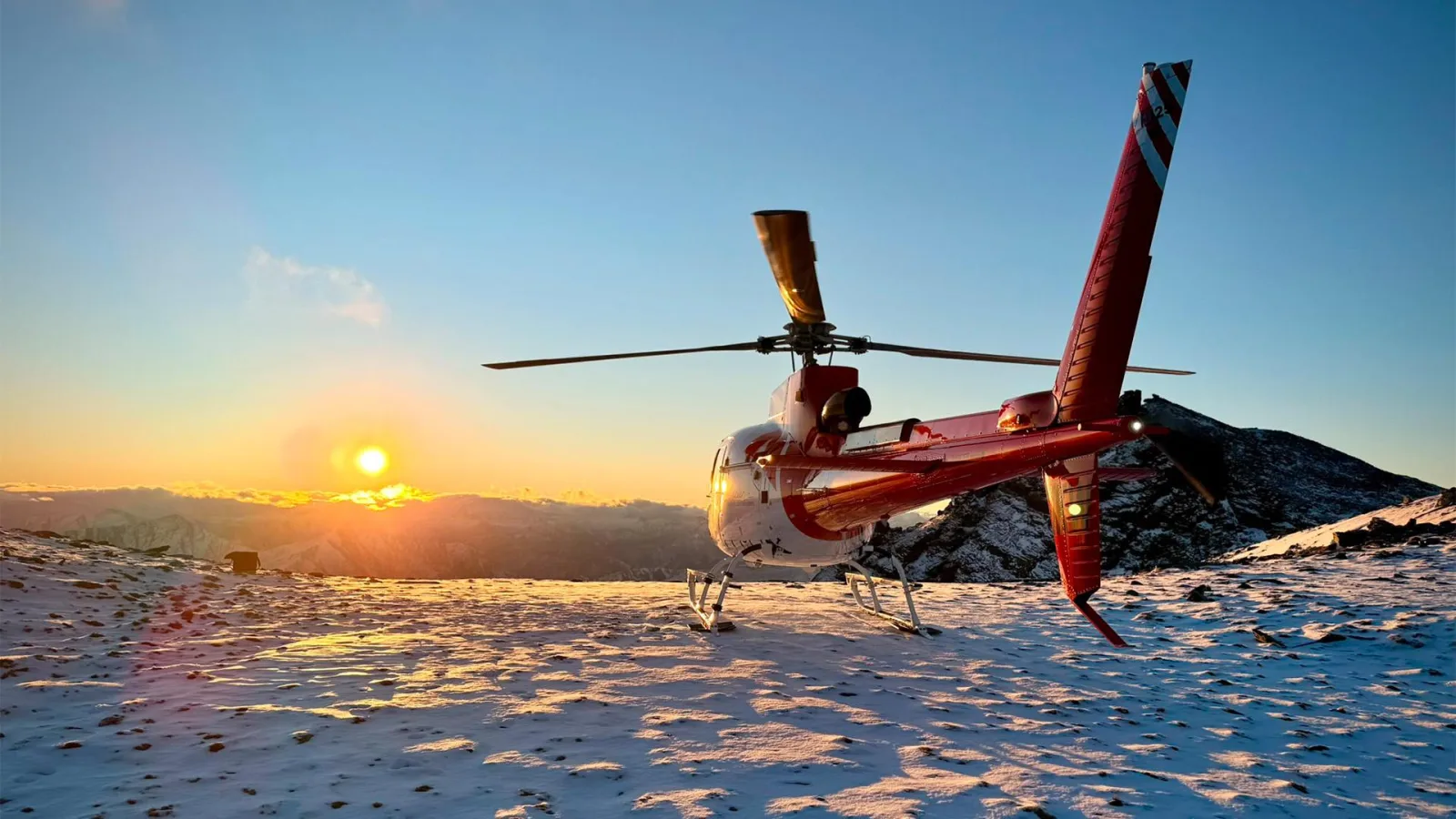 Queenstown: Sunset Heli Flight & Remarkables Alpine Landing