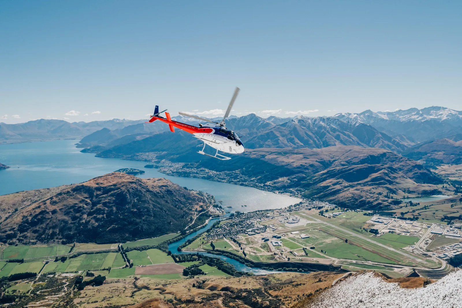 Queenstown: Pilot's Choice Helicopter Tour & Alpine Landing